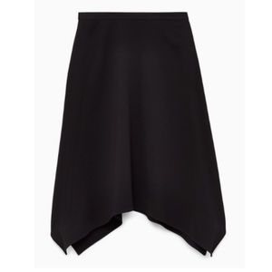 NWOT Aritzia Wilfred Coyan Black Skirt Size 4